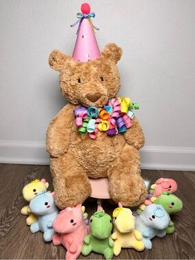 Jellycat Huge Bartholomew Bear / BNWT / Currently out of stock and HTF